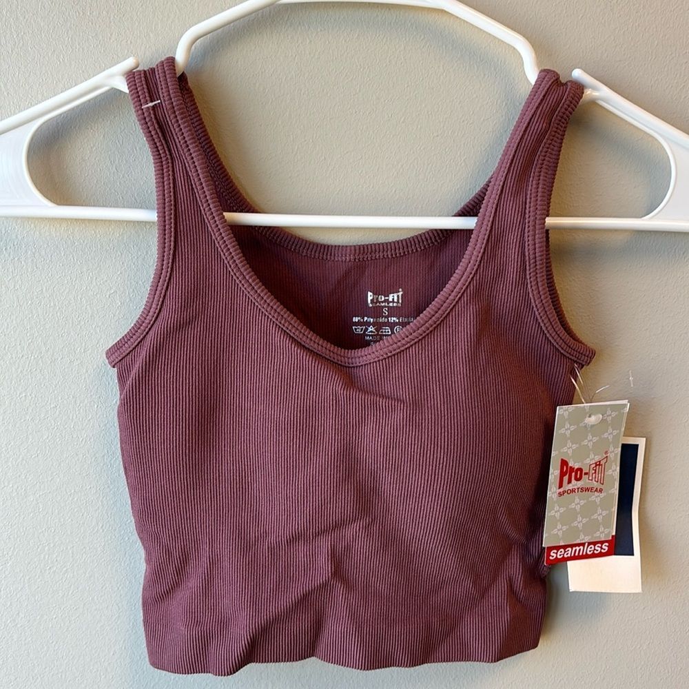 Pro-Fit Seamless Ribbed Tank Top - Mauve NWT SMALL